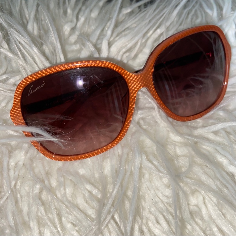 Beautiful coral Gucci glasses